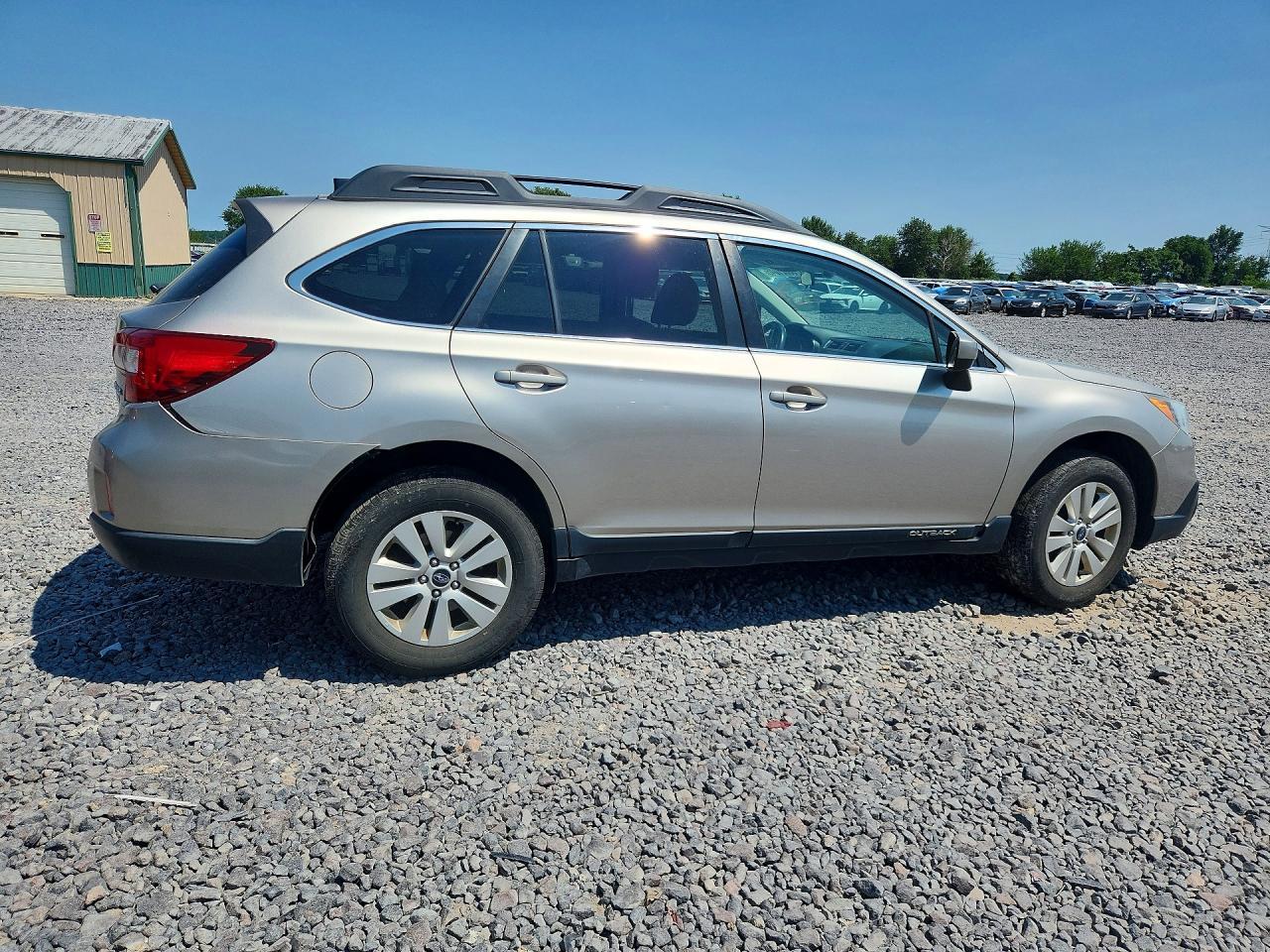 2017 Subaru Outback 2.5I Premium - zdjęcie 3