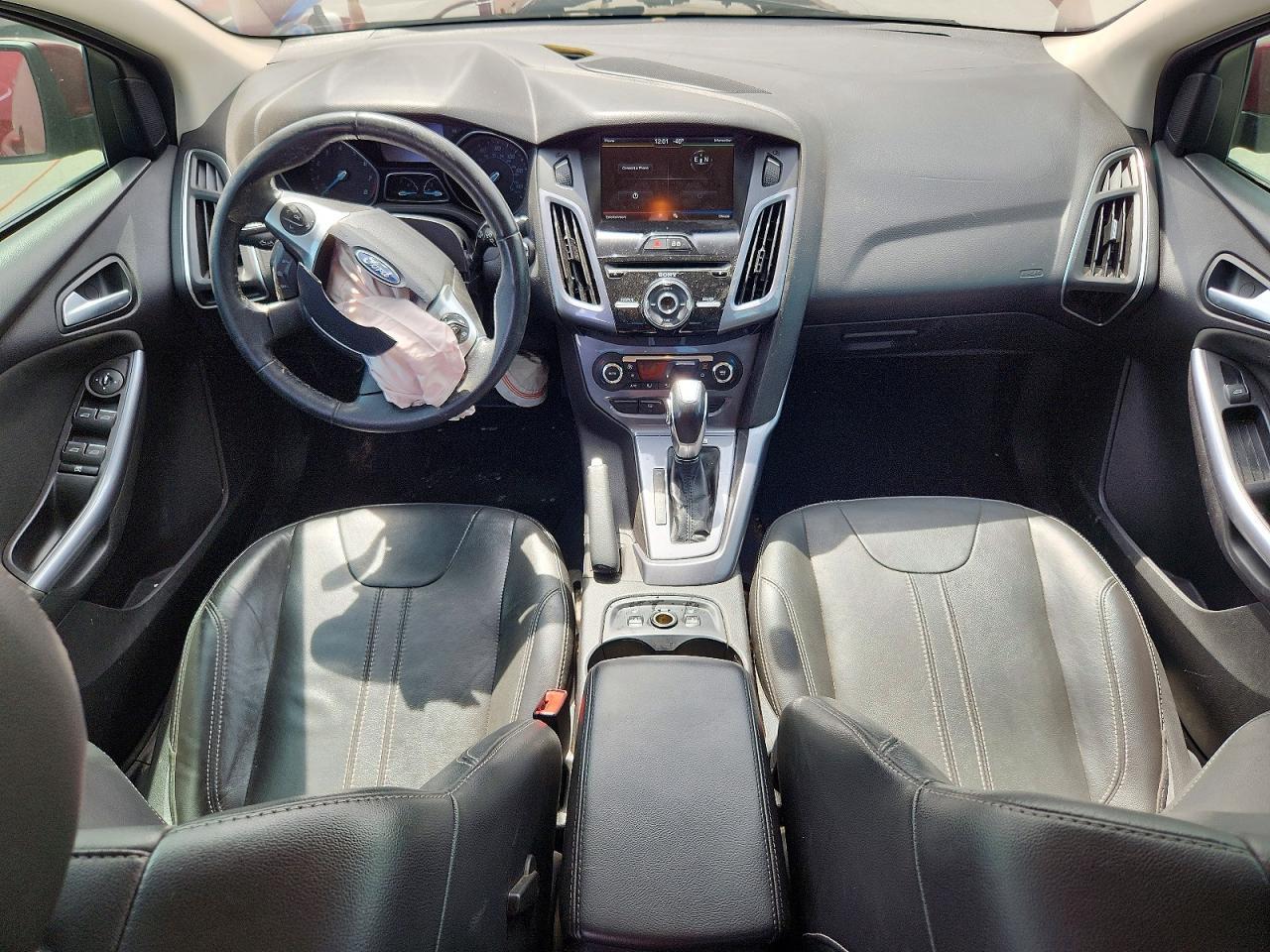 2014 Ford Focus Titanium - zdjęcie 8