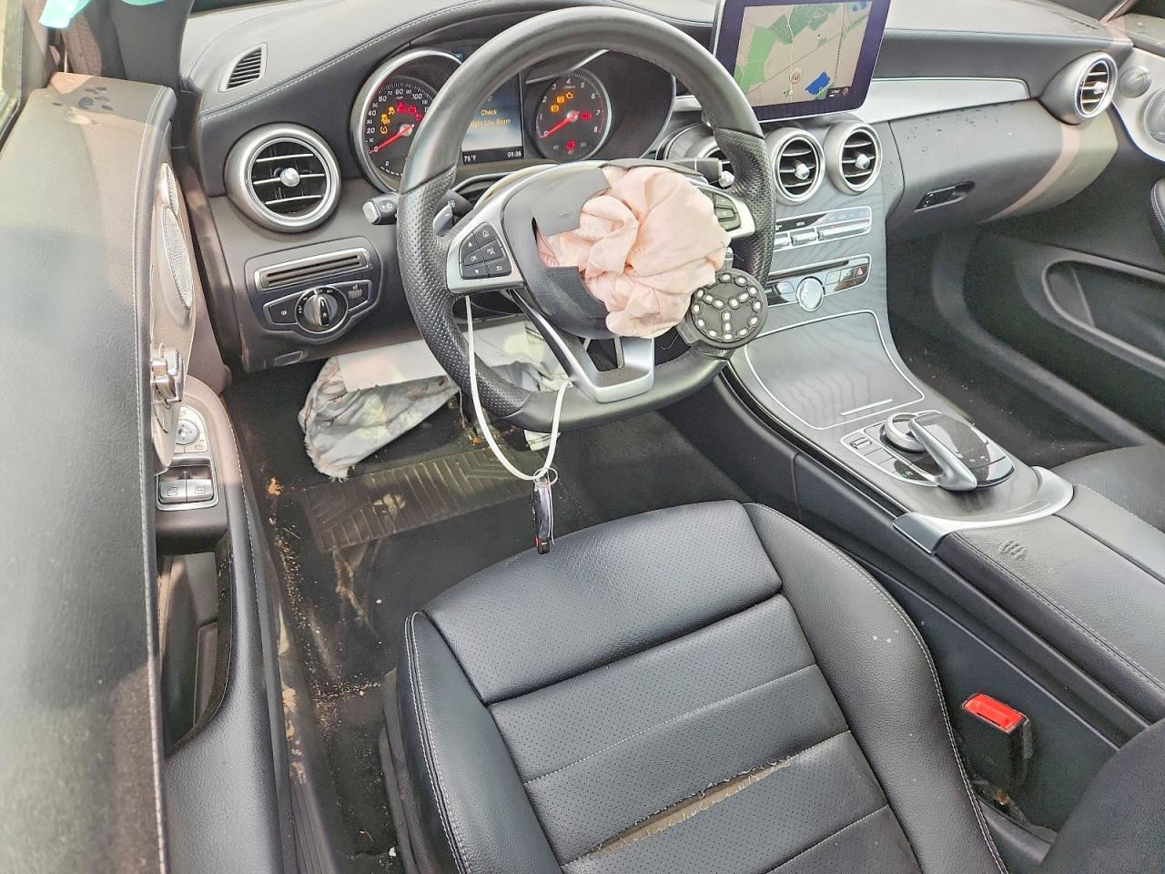 2017 Mercedes-Benz C 300 4Matic - zdjęcie 8
