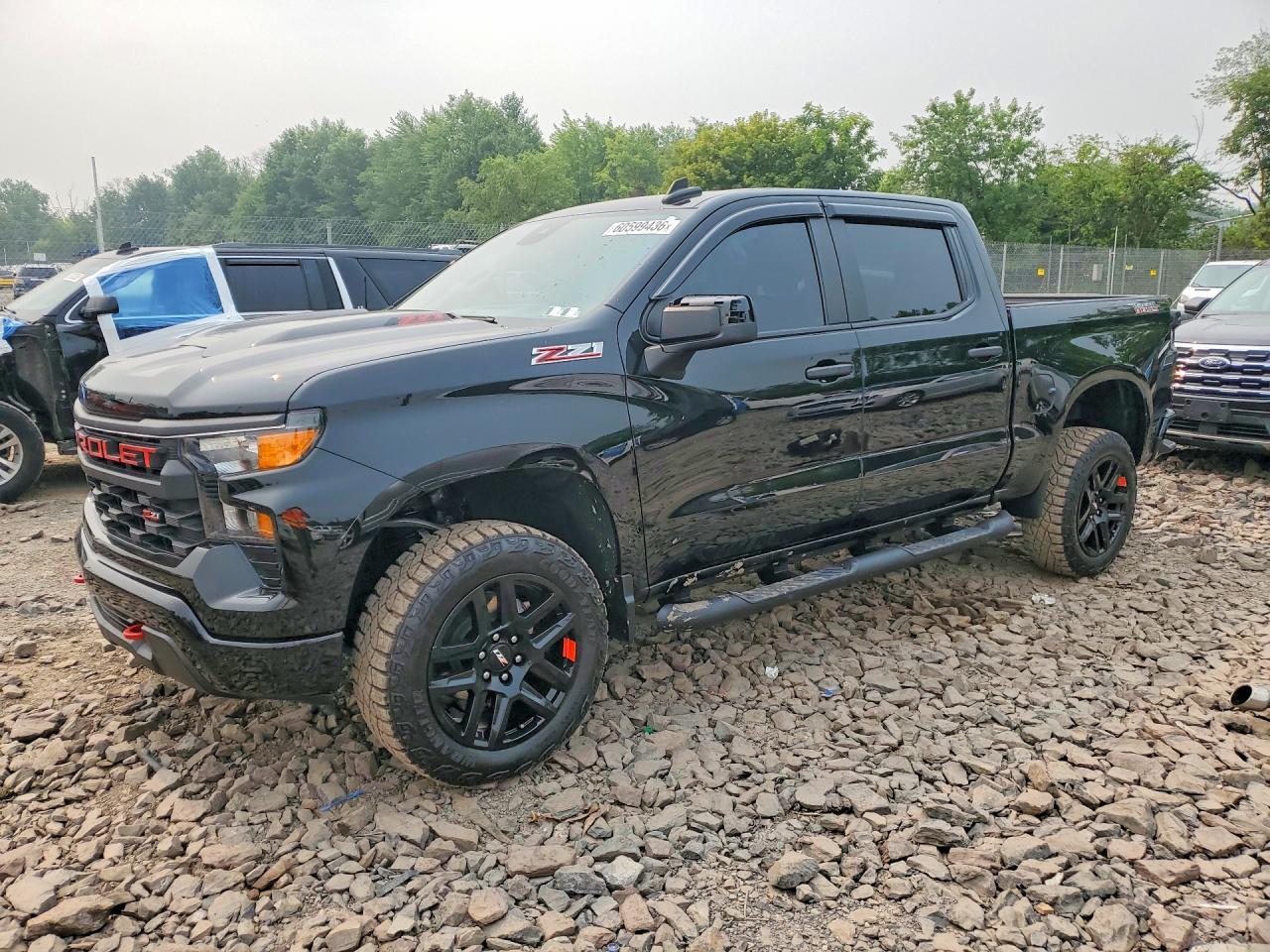 2023 Chevrolet Silverado K1500 Trail Boss Custom - zdjęcie główne