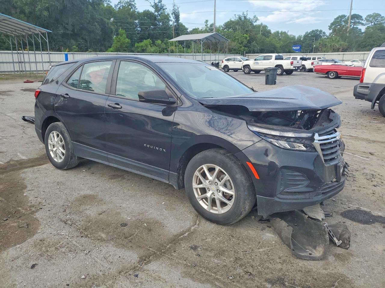 2022 Chevrolet Equinox Ls - zdjęcie 4