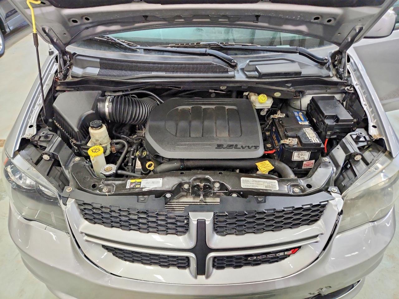 2019 Dodge Grand Caravan Gt - zdjęcie 12