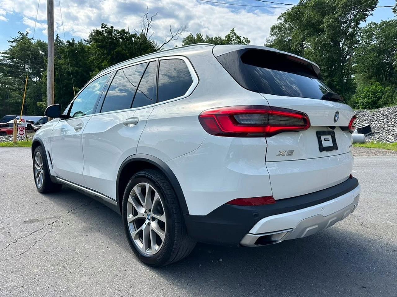 2020 BMW X5 xDrive40I - zdjęcie 2
