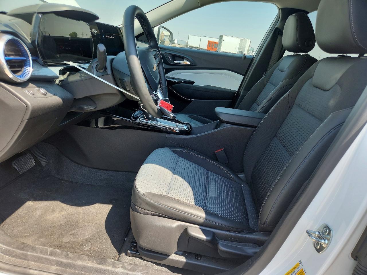 2025 Chevrolet Trax 1Lt - zdjęcie 7