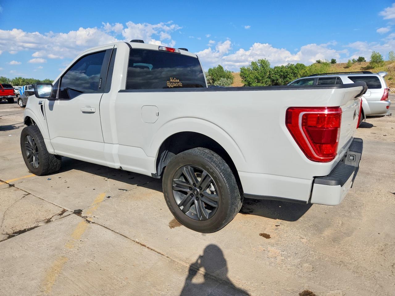 2023 Ford F150 - zdjęcie 2