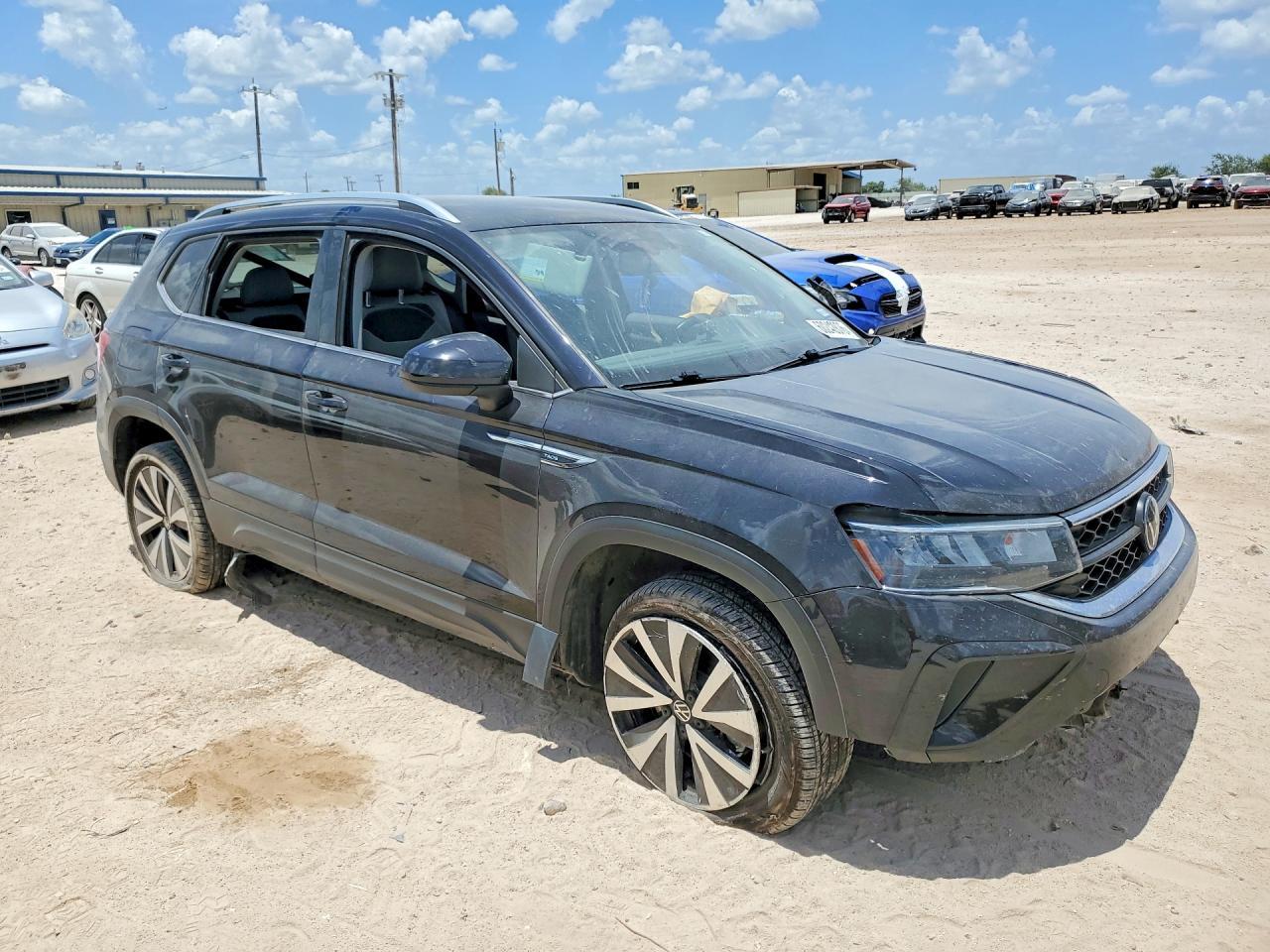 2023 Volkswagen Taos Se - zdjęcie 4