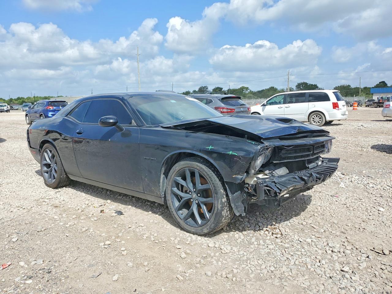 2021 Dodge Challenger R/T - zdjęcie 4
