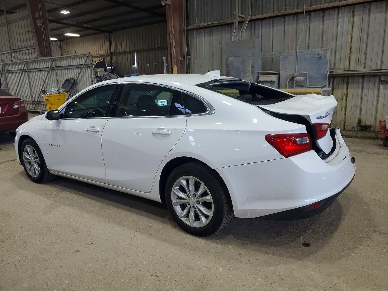 2024 Chevrolet Malibu Lt - zdjęcie 2