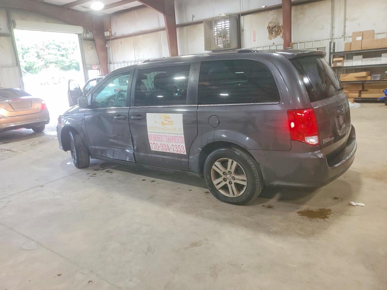 2019 Dodge Grand Caravan Sxt - zdjęcie 2