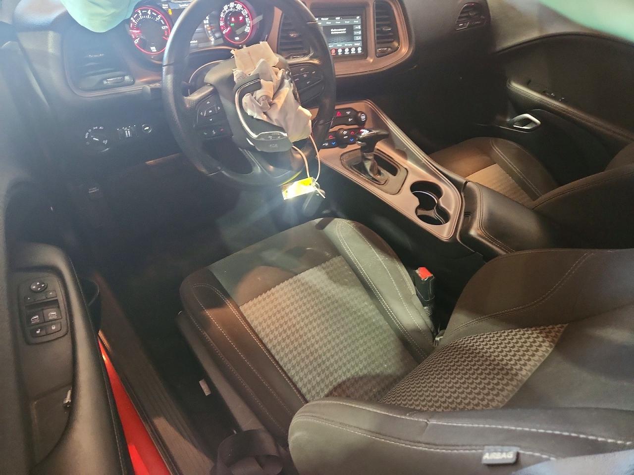 2023 Dodge Challenger Sxt - zdjęcie 8