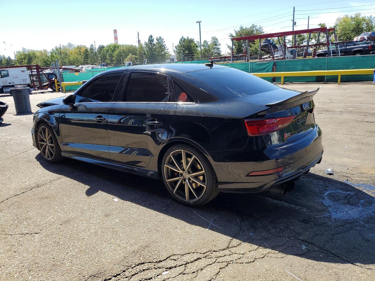 2017 Audi S3 Premium Plus - zdjęcie 2