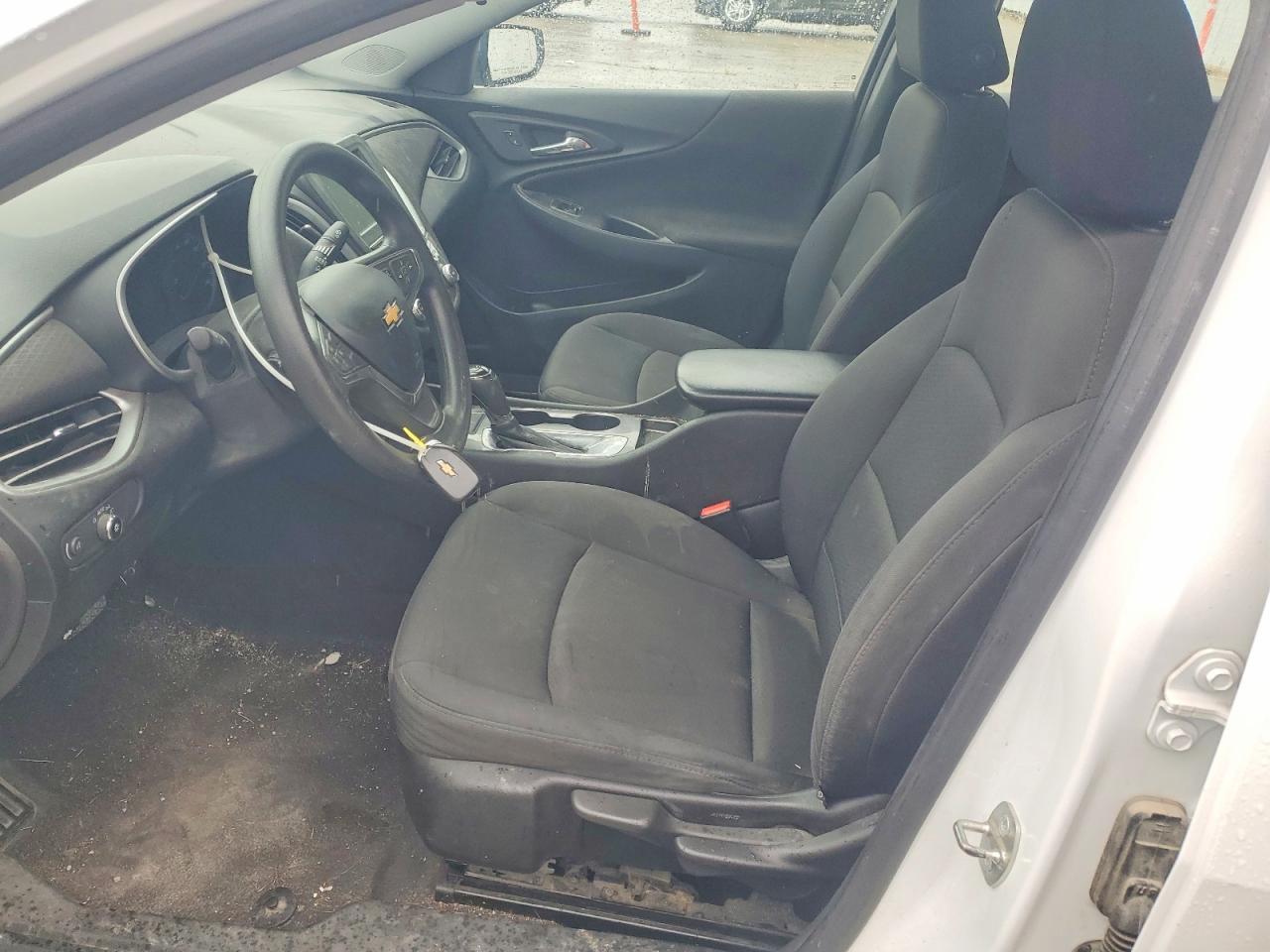 2016 Chevrolet Malibu Ls - zdjęcie 7