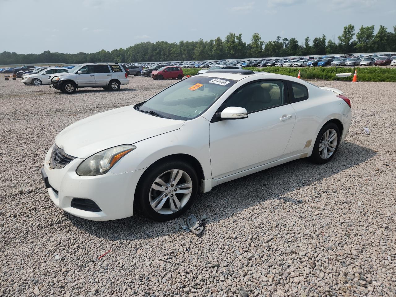 2013 Nissan Altima S - zdjęcie główne