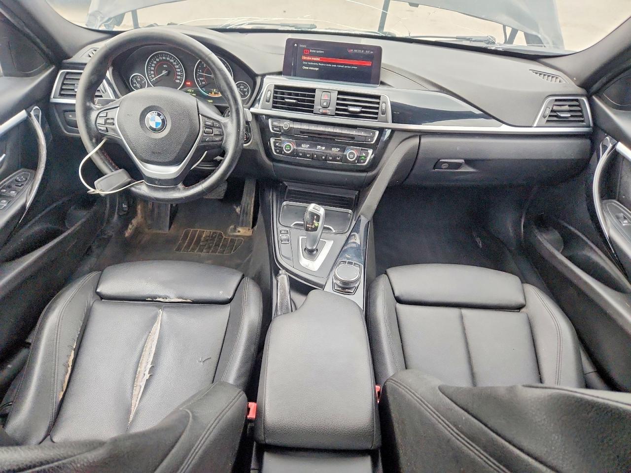 2018 BMW Seria 3 330i - zdjęcie 8