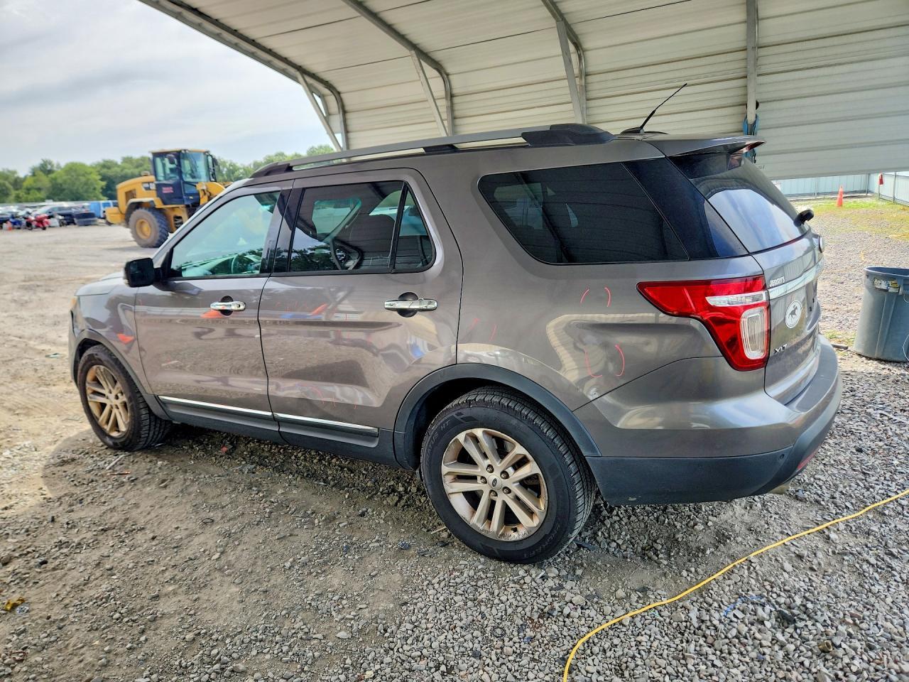 2014 Ford Explorer Xlt - zdjęcie 2
