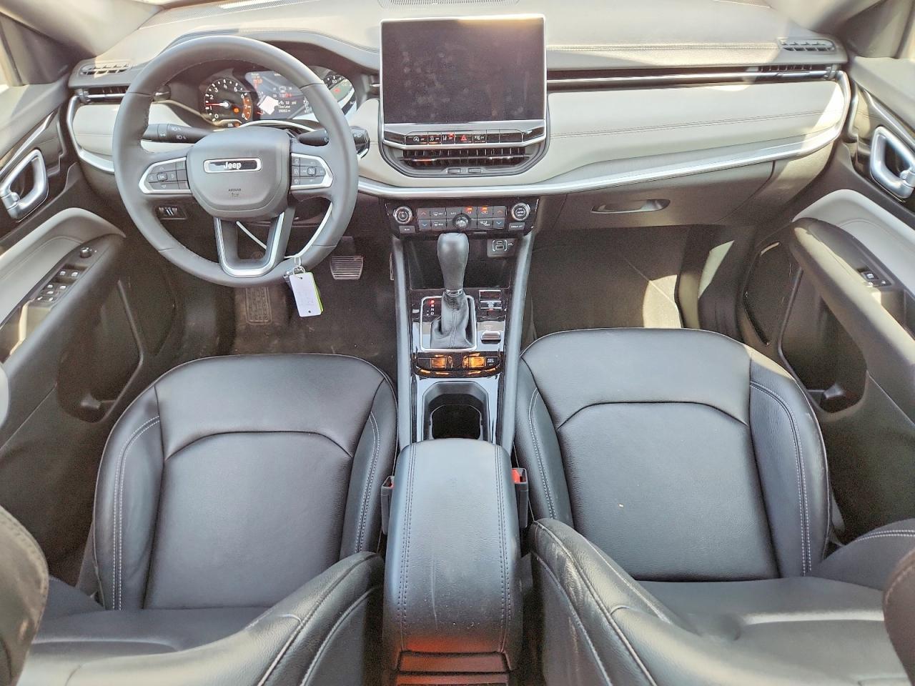 2025 Jeep Compass Limited - zdjęcie 8