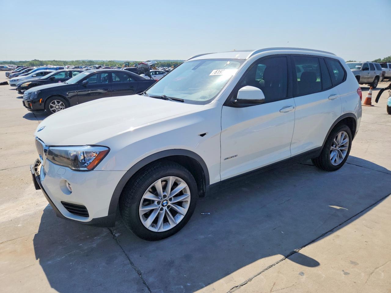 2017 BMW X3 Sdrive28I - zdjęcie główne