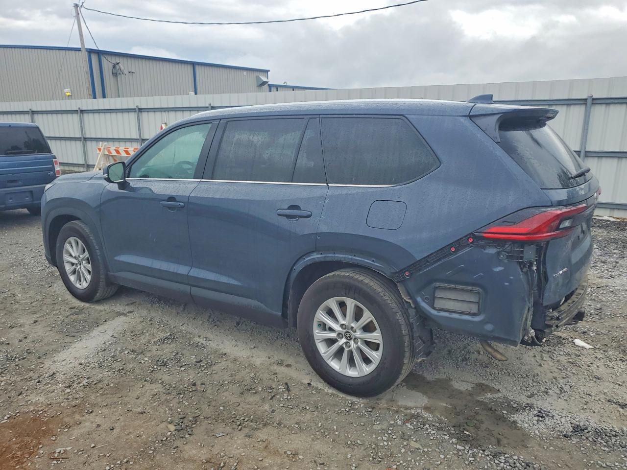 2025 Toyota Grand Highlander Hybrid Xle - zdjęcie 2