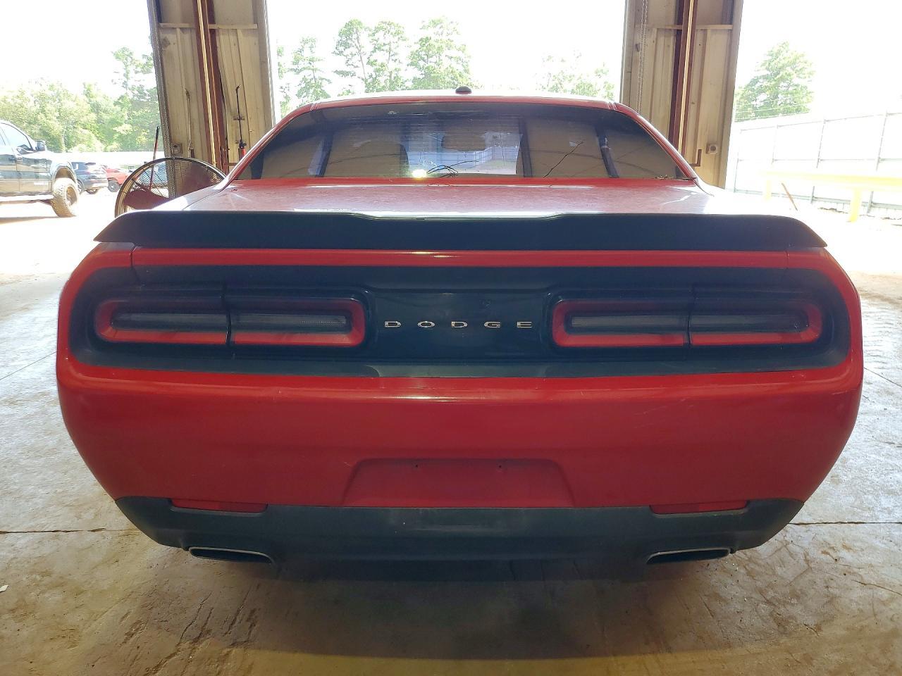 2016 Dodge Challenger Sxt - zdjęcie 6