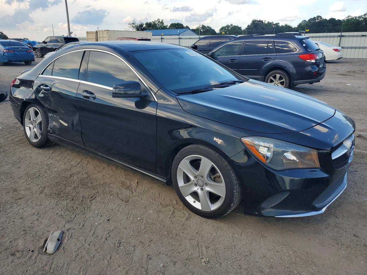 2017 Mercedes-Benz Cla 250 4Matic - zdjęcie 4