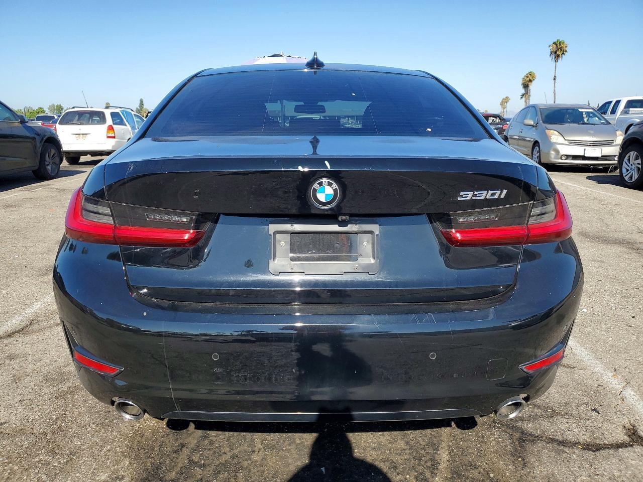 2021 BMW 330I - zdjęcie 6