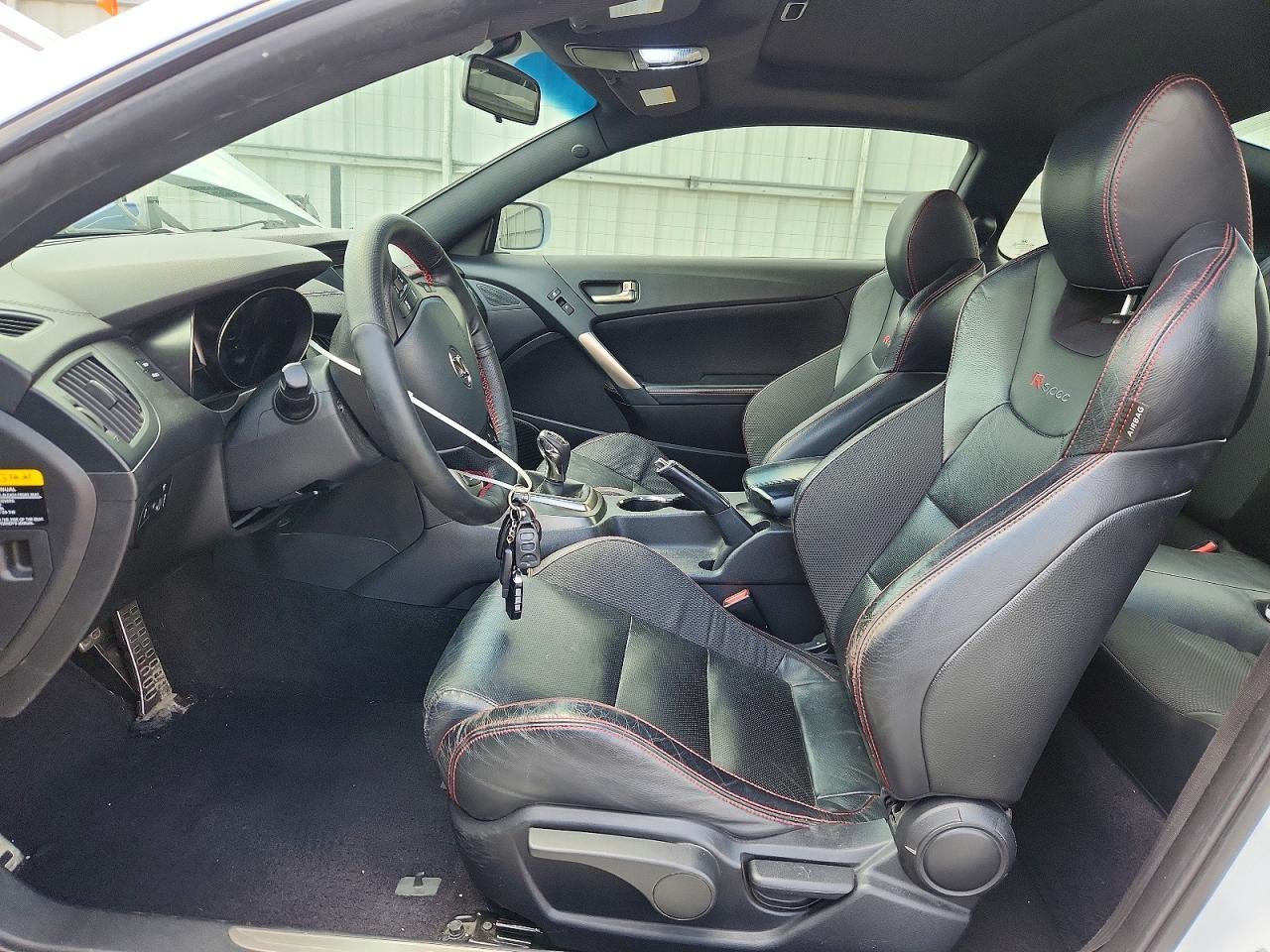 2014 Hyundai Genesis Coupe 2.0T - zdjęcie 7
