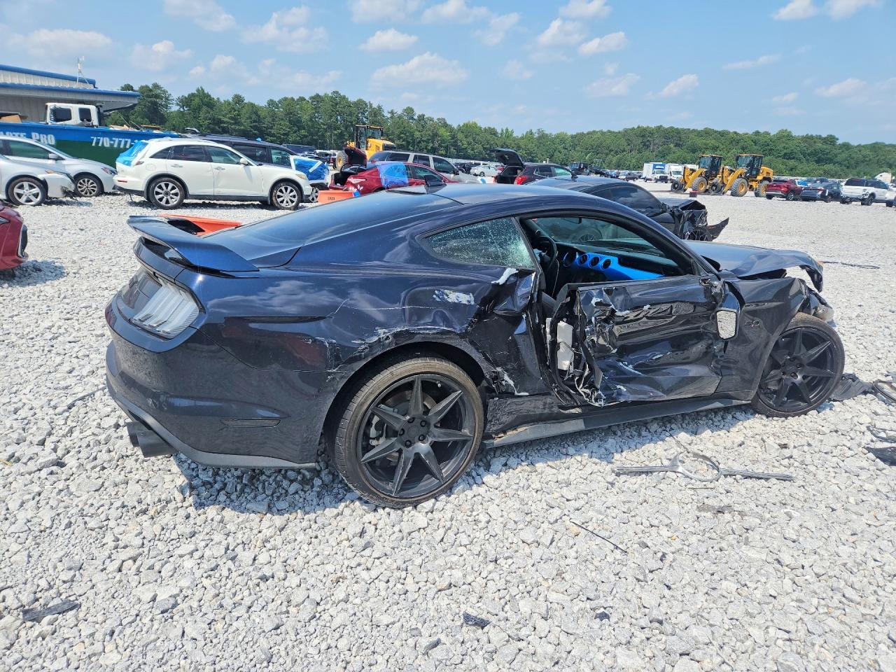 2021 Ford Mustang Gt - zdjęcie 3