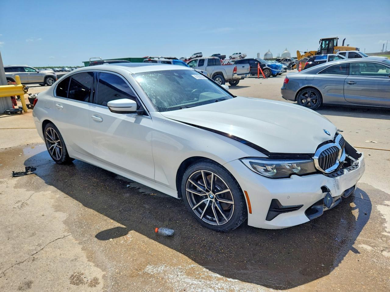 2020 BMW 330I - zdjęcie 4
