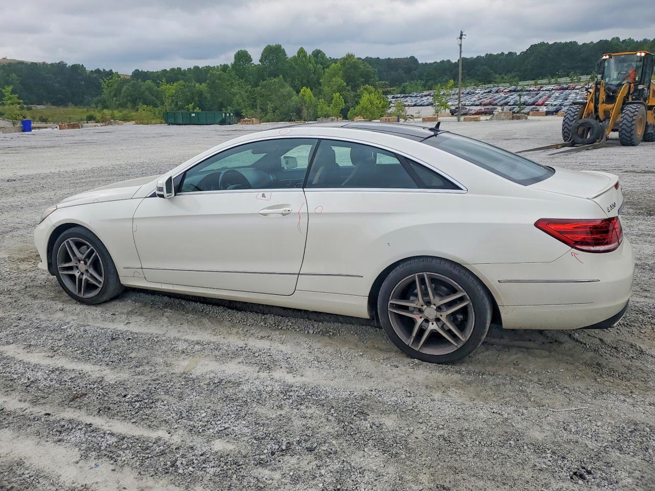 2014 Mercedes-Benz E 350 - zdjęcie 2