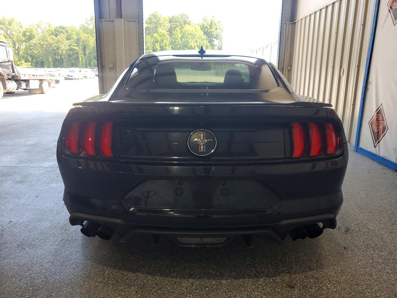 2020 Ford Mustang - zdjęcie 6