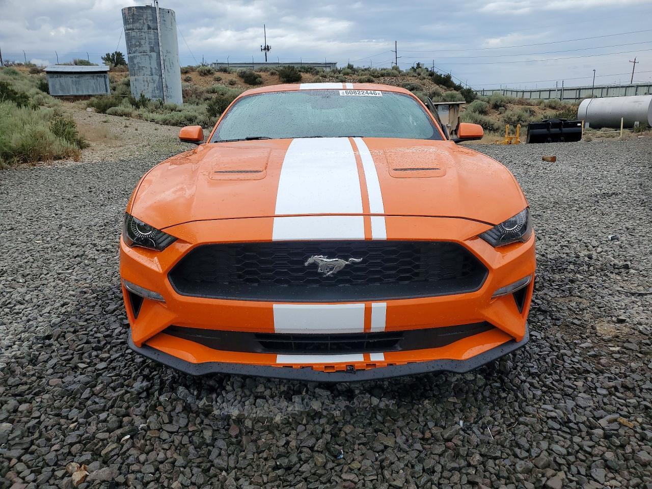 2020 Ford Mustang - zdjęcie 5