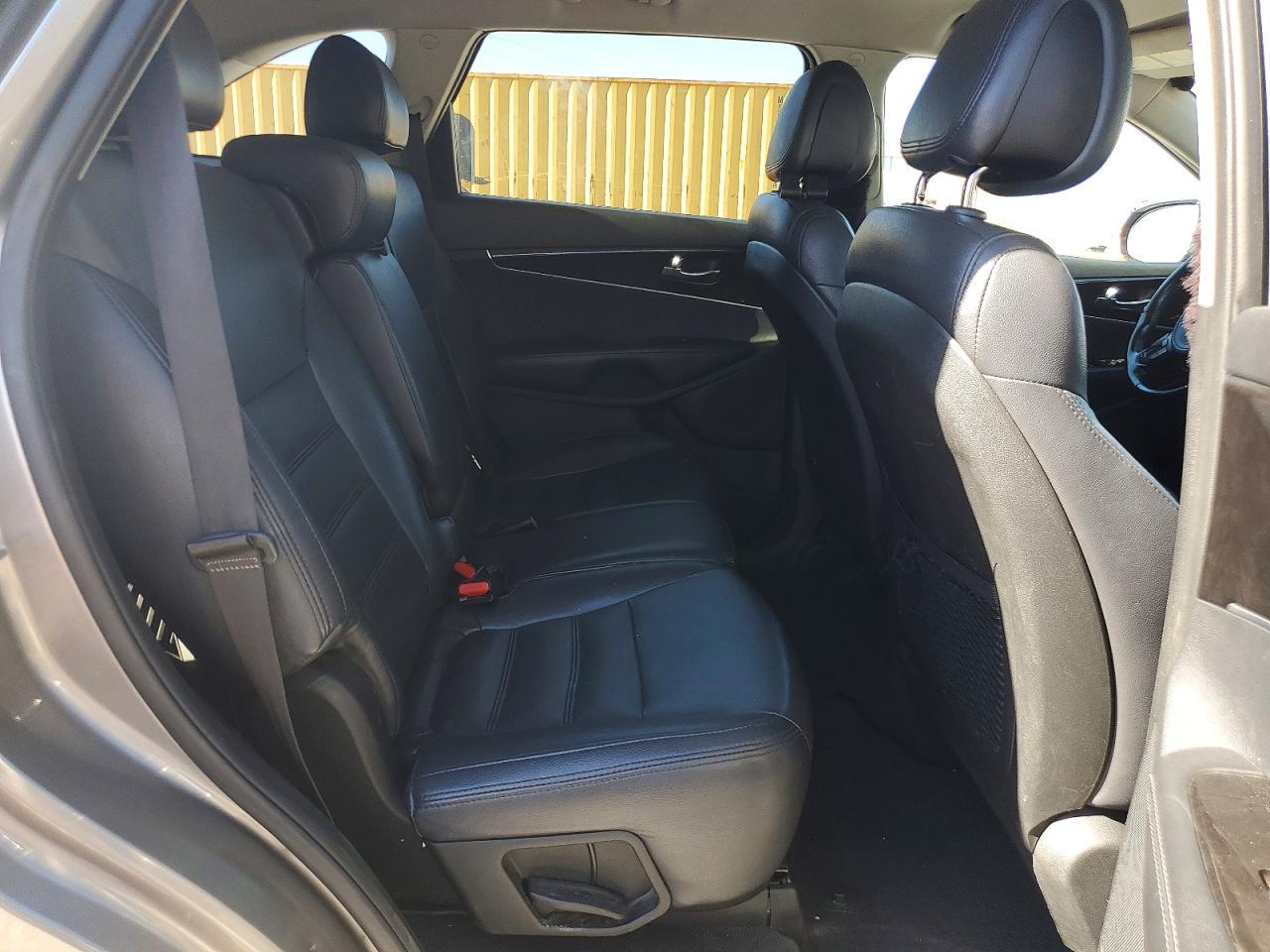 2016 Kia Sorento Lx V6 - zdjęcie 11