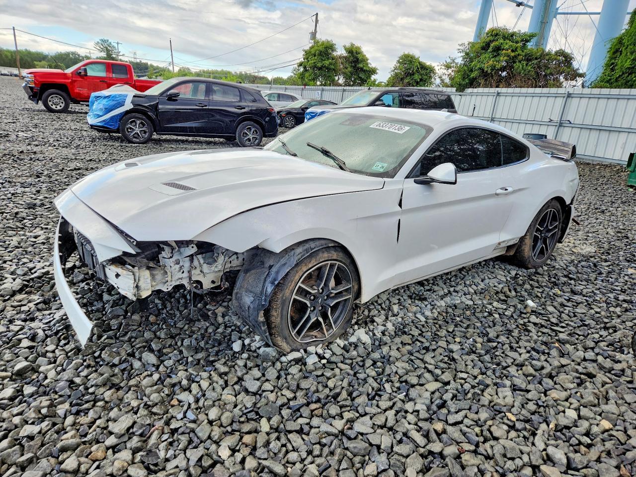 2021 Ford Mustang - zdjęcie główne
