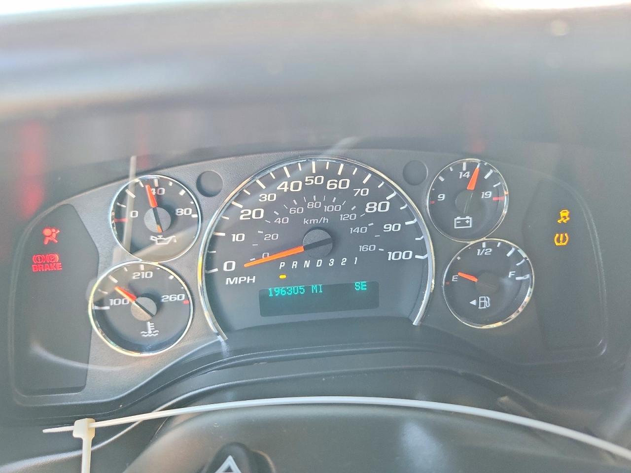 2014 Chevrolet Express G1500 - zdjęcie 9