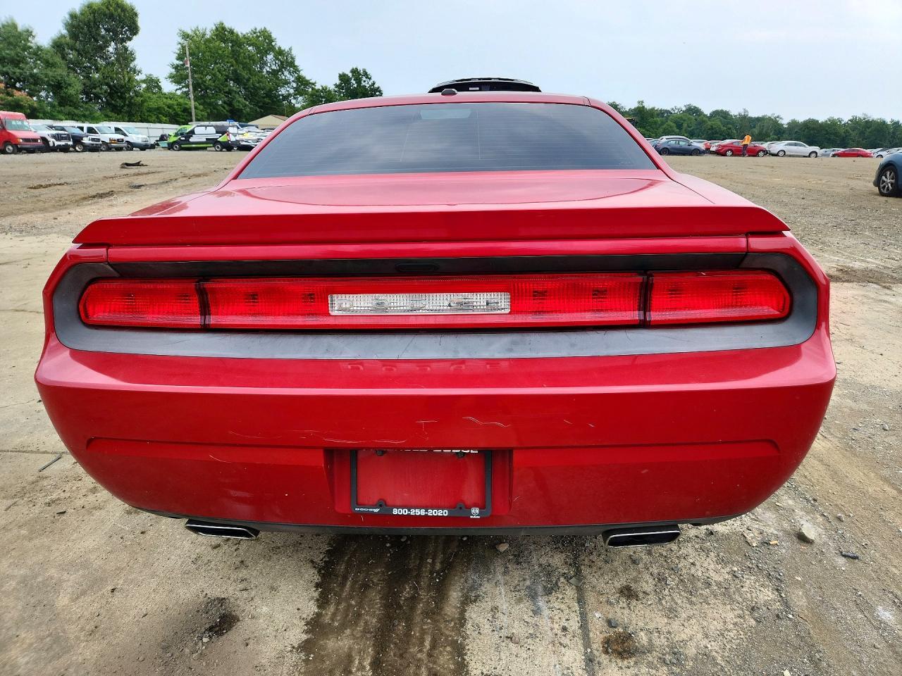 2013 Dodge Challenger R/T - zdjęcie 6