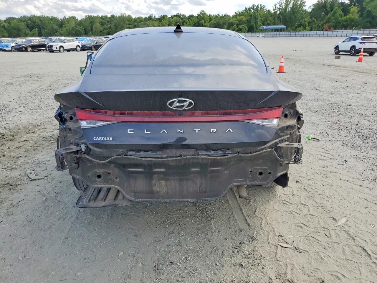 2021 Hyundai Elantra Sel - zdjęcie 6