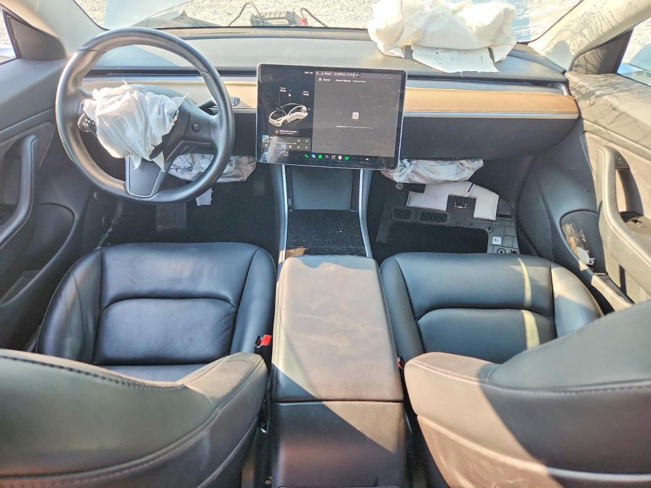 2018 Tesla Model 3 - zdjęcie 8