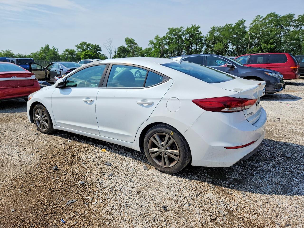 2018 Hyundai Elantra Sel - zdjęcie 2