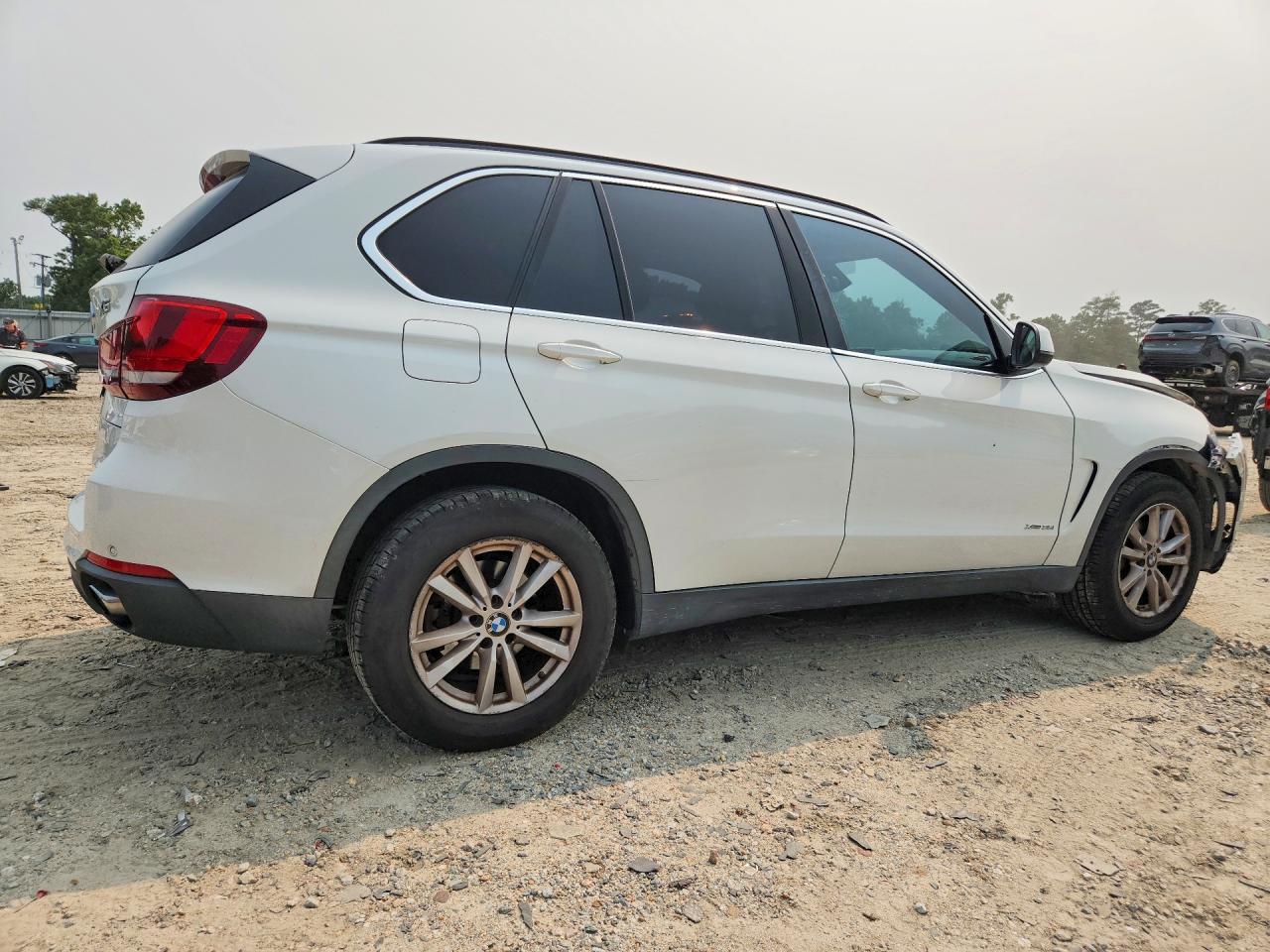 2015 BMW X5 xDrive35I - zdjęcie 3