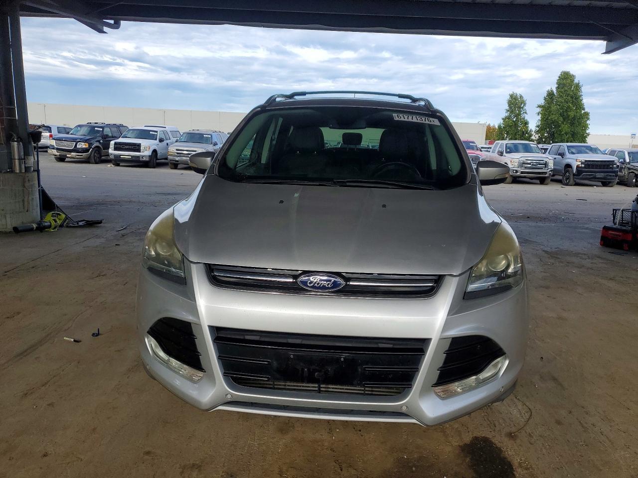 2014 Ford Escape Titanium - zdjęcie 5