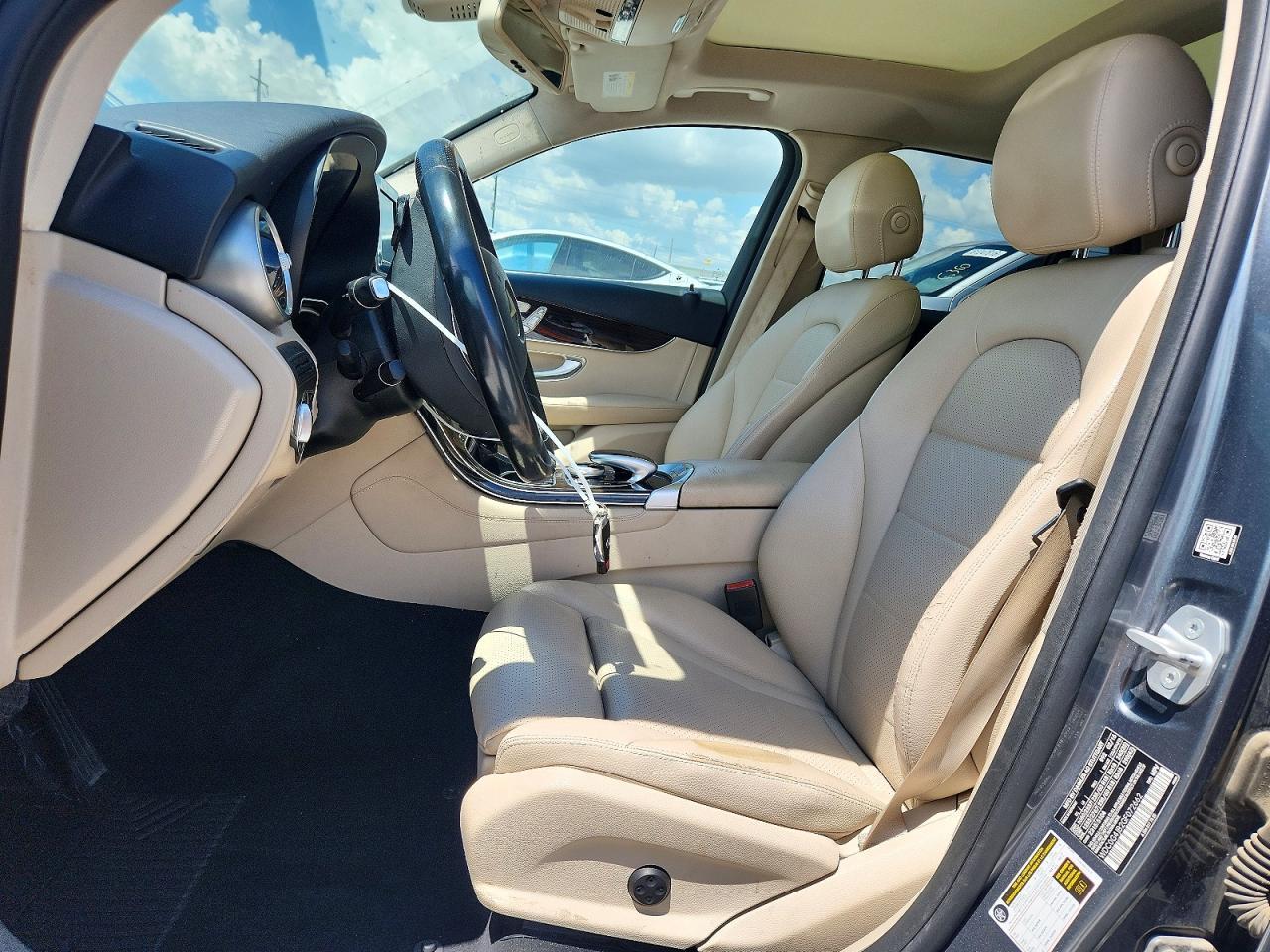 2016 Mercedes-Benz Glc 300 - zdjęcie 7