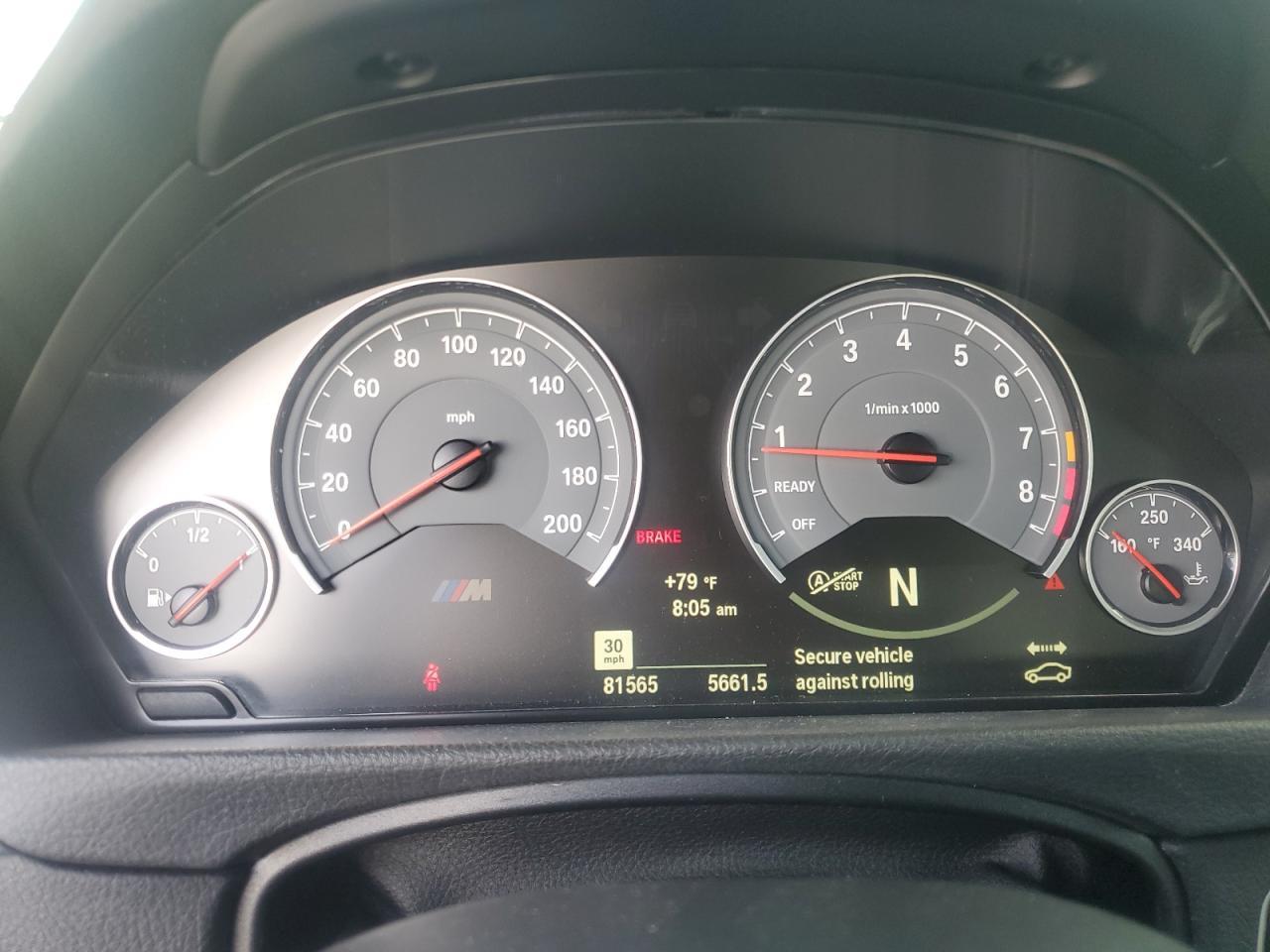 2015 BMW M4 - zdjęcie 9