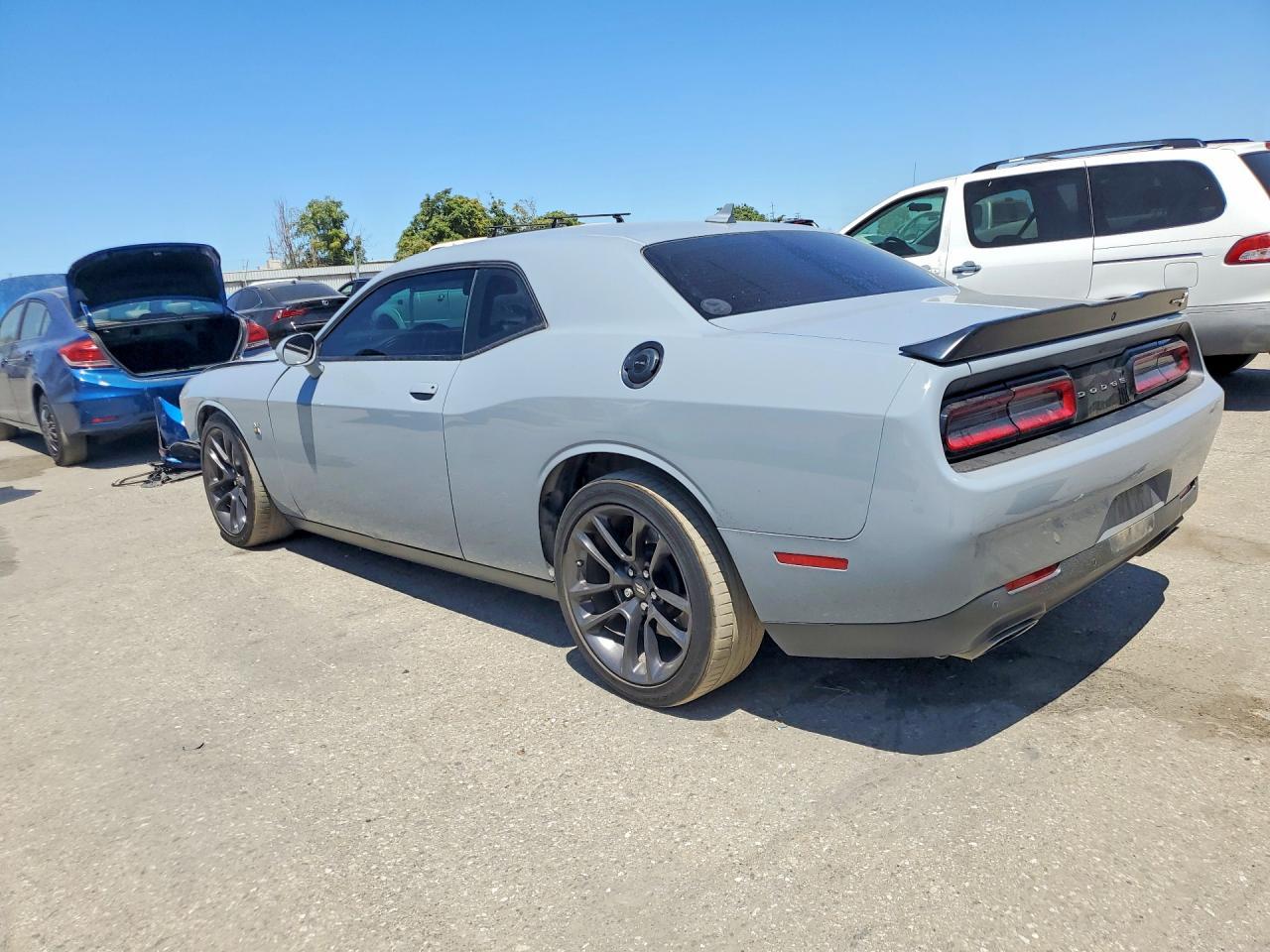 2021 Dodge Challenger R/T Scat Pack - zdjęcie 2
