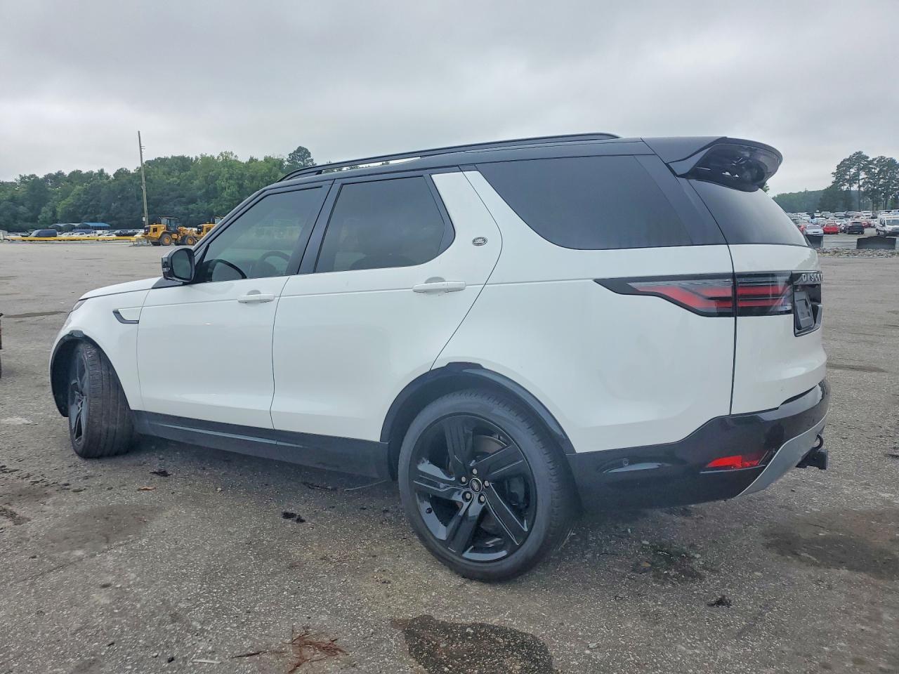 2025 Land Rover Discovery Metropolitan Edition - zdjęcie 2