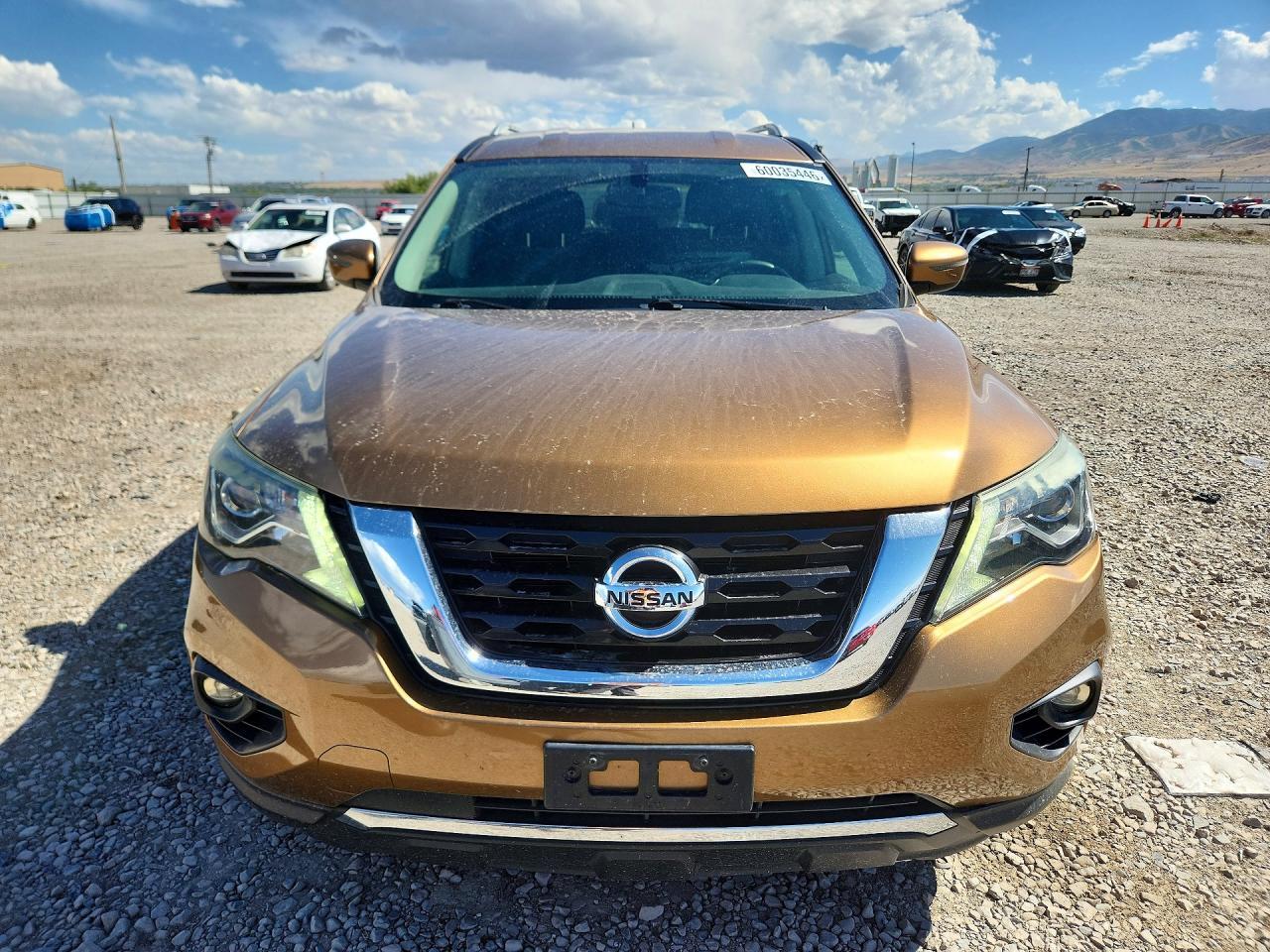 2017 Nissan Pathfinder Sv - zdjęcie 5