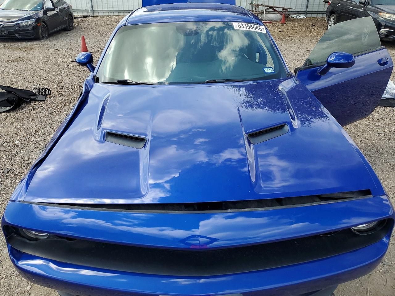 2022 Dodge Challenger Sxt - zdjęcie 11
