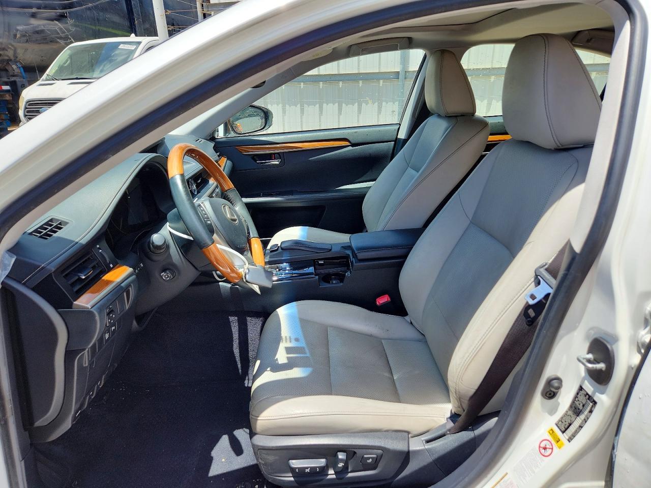 2014 Lexus Es 300H - zdjęcie 7