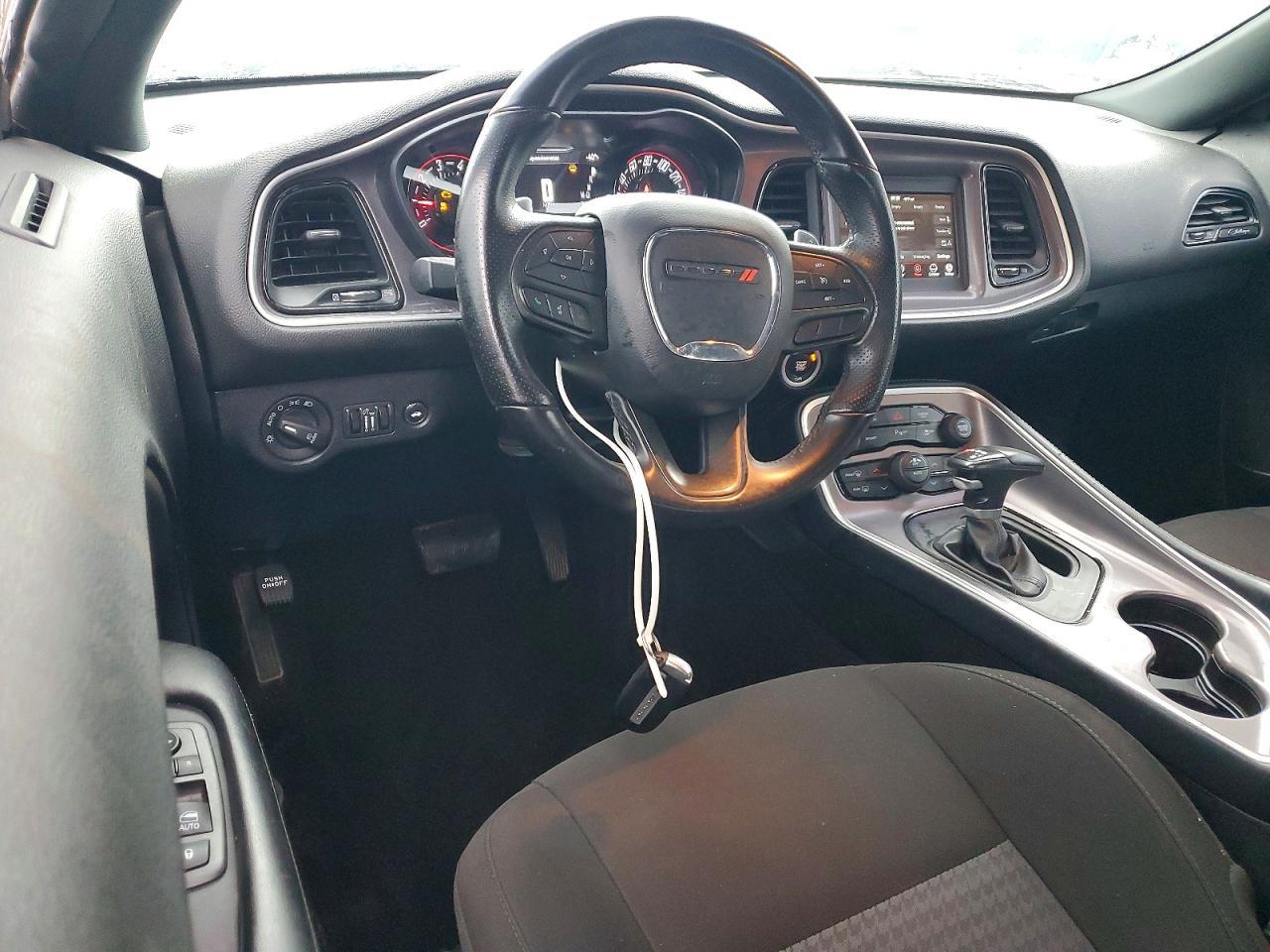 2022 Dodge Challenger Gt - zdjęcie 8
