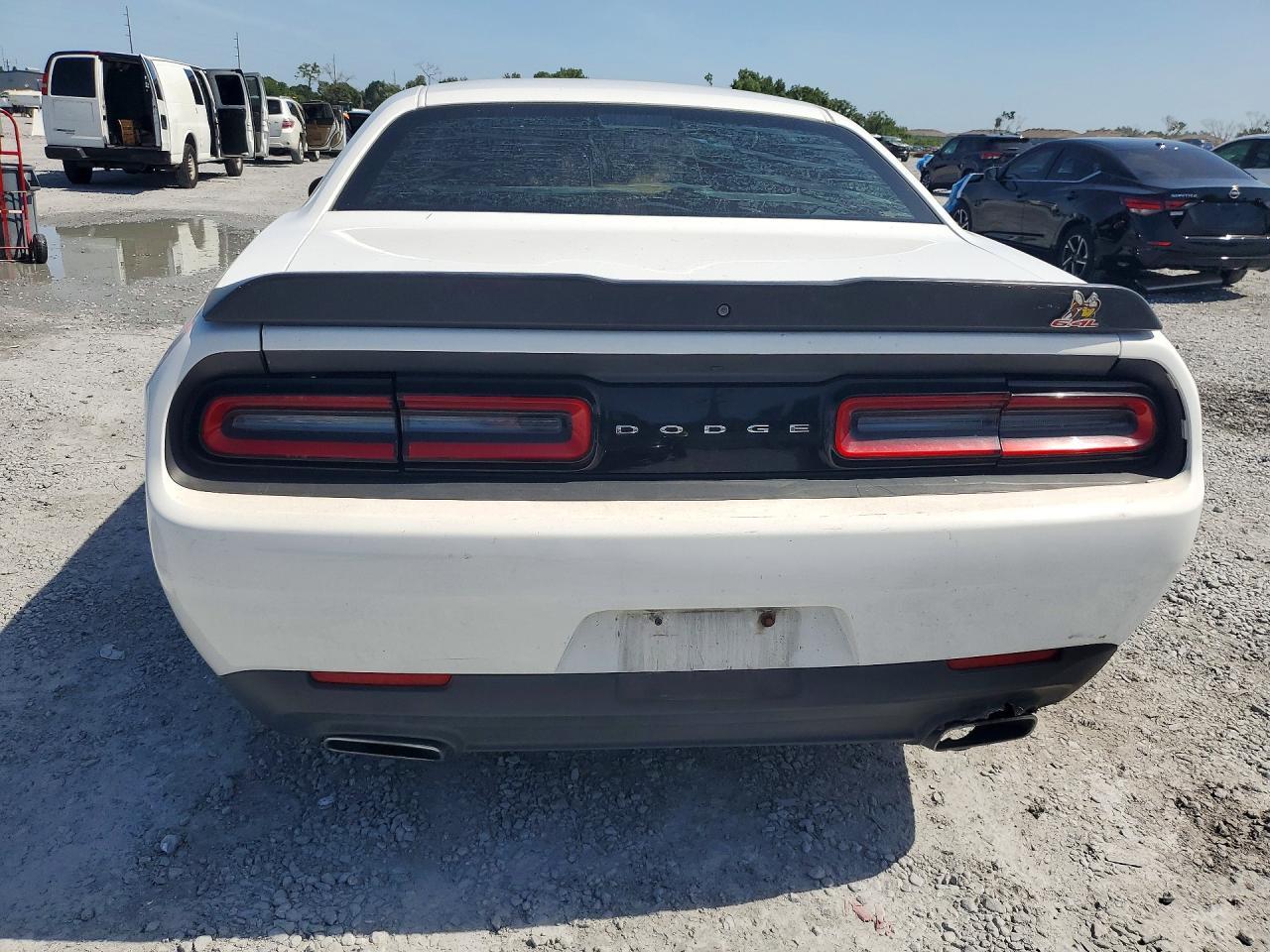 2016 Dodge Challenger Sxt - zdjęcie 6