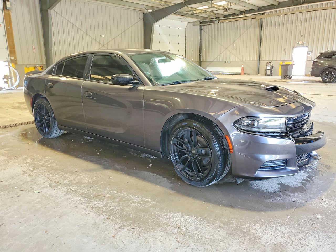 Dodge Charger - zdjęcie 4